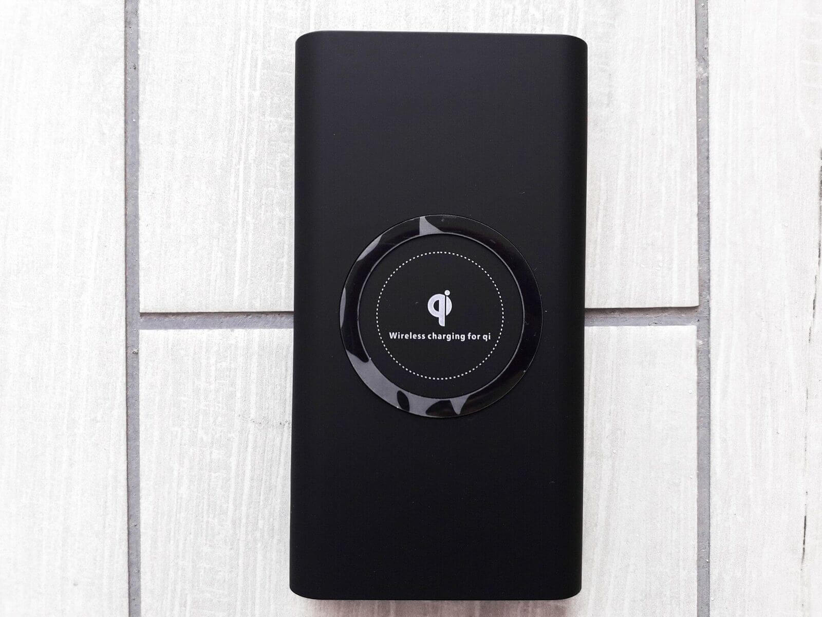 Стильный беспроводной Power Bank Стильный беспроводной Power Bank