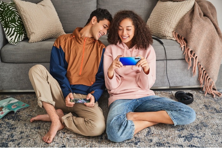 Oppo Reno3 9)